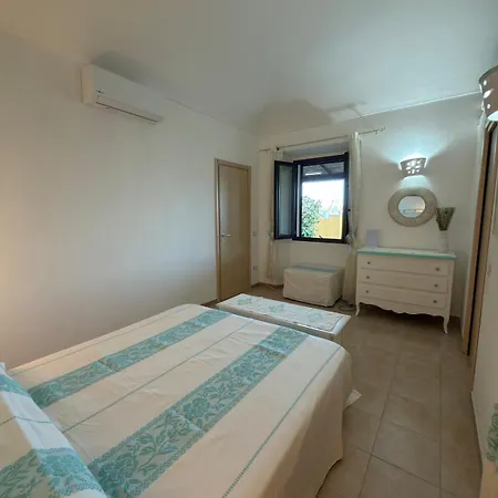 Seaside Private With Sea View Semesterbostad